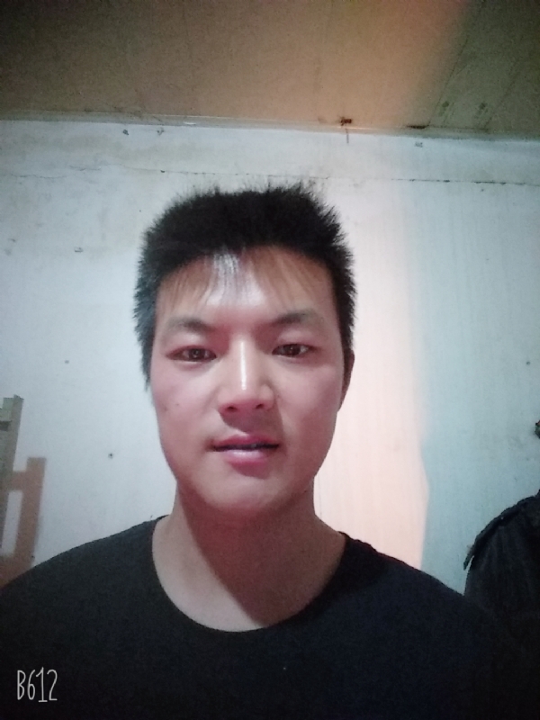 风轻云淡的第一张照片--长汀交友网