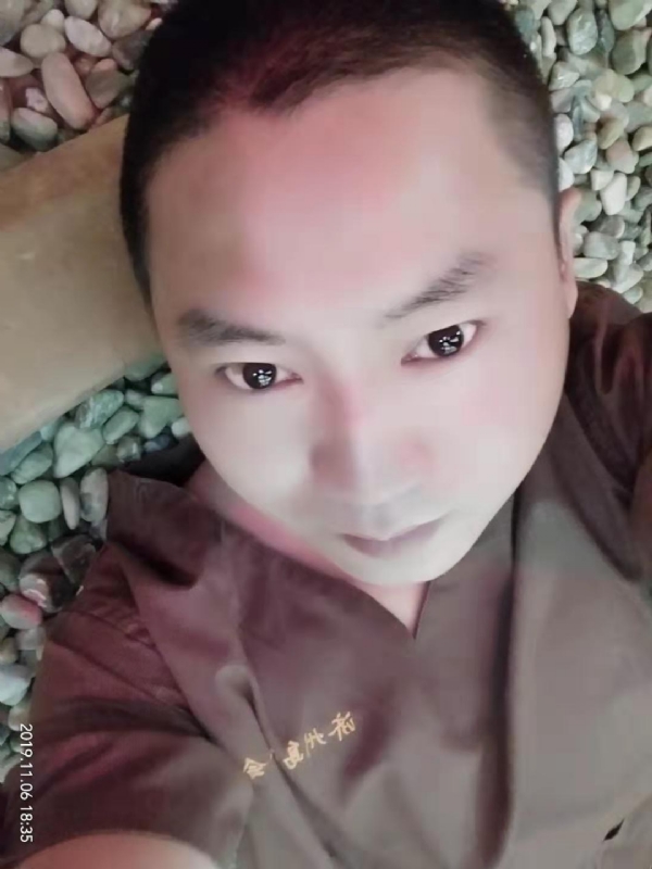 红枫叶的第一张照片--长汀交友网