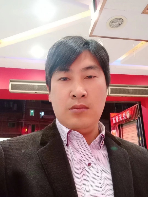 奔跑的第二张照片--长汀交友网