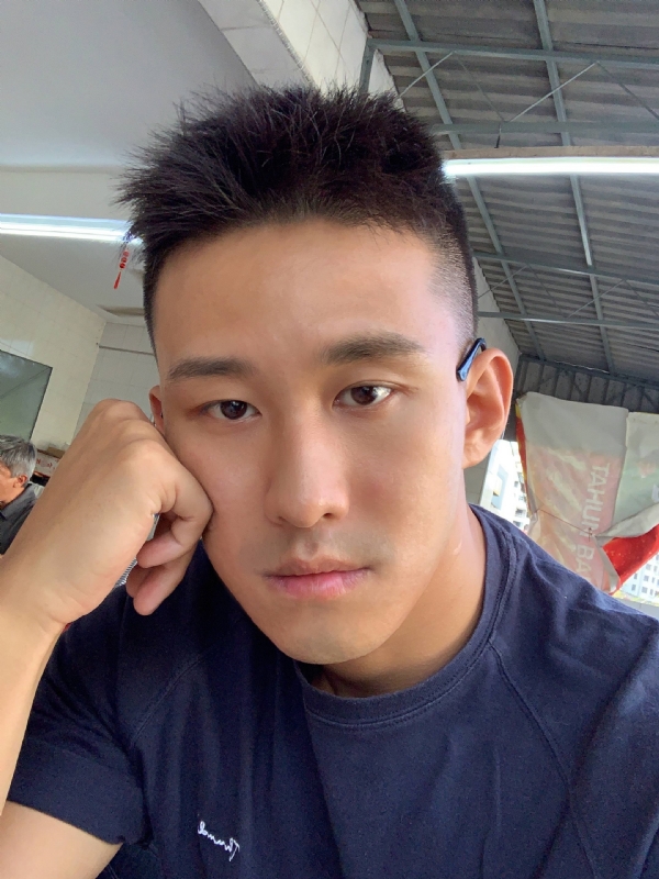 相见恨晚的第二张照片--长汀交友网