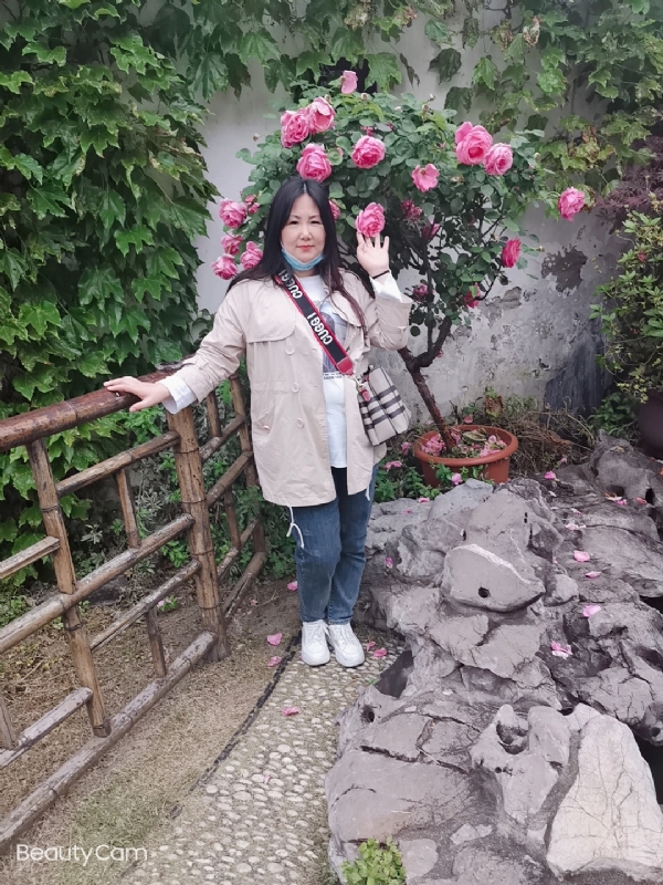 乖乖一女的第三张照片--长汀交友网