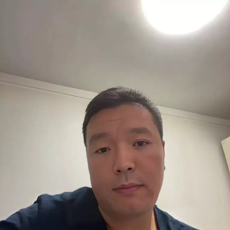 穿唐装的松鼠的第一张照片--长汀交友网