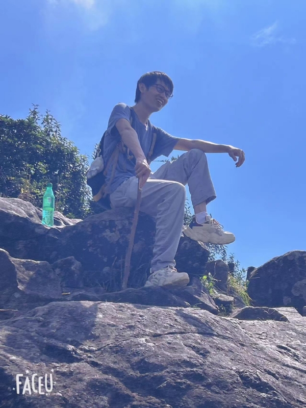 落叶之秋的第一张照片--长汀交友网