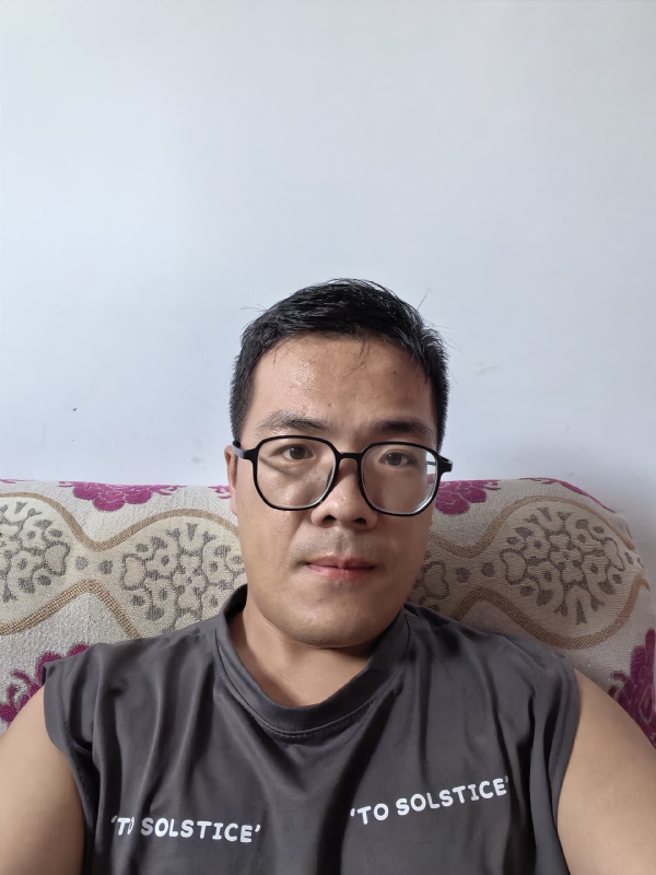 卫TF的第四张照片--长汀交友网